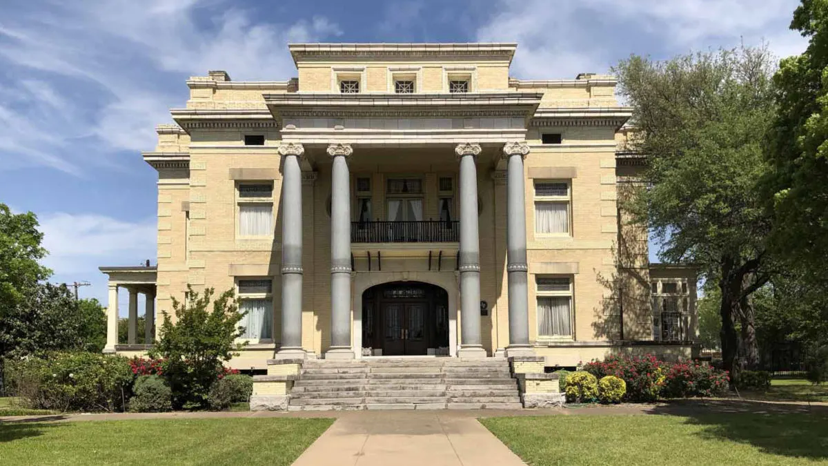 profile photo for Alexander Mansion