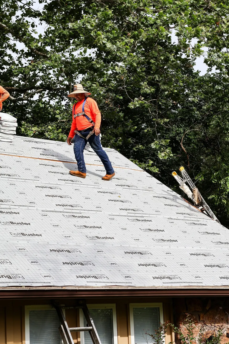 profile photo for Arrowhead Roofing